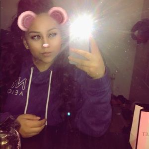 Meet your Posher, Paola